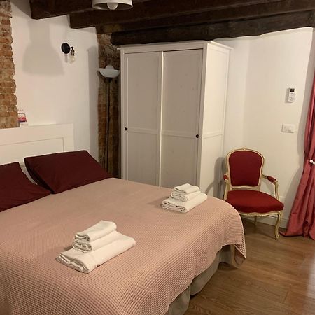 Casa Cimella, Un Nido Nel Cuore Del Porto Antico Cod Citra 010025-Lt-2629 Janov Exteriér fotografie